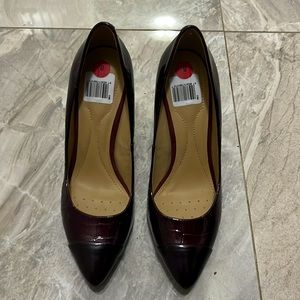 Geox Size 8 Women’s Maroon Heels